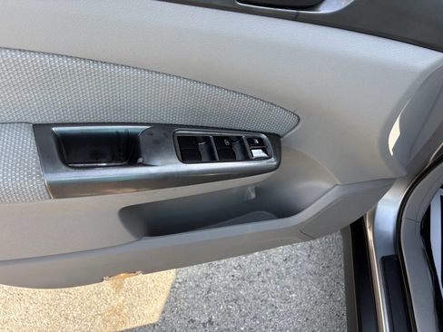 Used 2011 Subaru Forester 2.5X w/ Alloy Wheel Value Pkg image 15