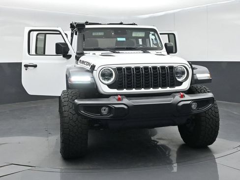 Used 2024 Jeep Wrangler Unlimited Rubicon AWD/4WD image 65