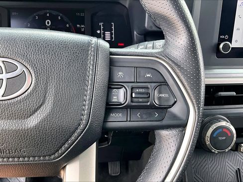 Used 2025 Toyota 4Runner SR5 image 23