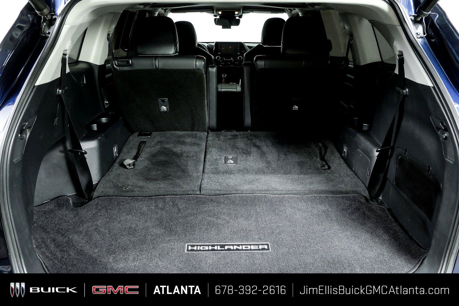 Used 2021 Toyota Highlander XLE FWD image 34