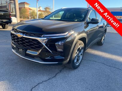 Used 2025 Chevrolet Trax LT