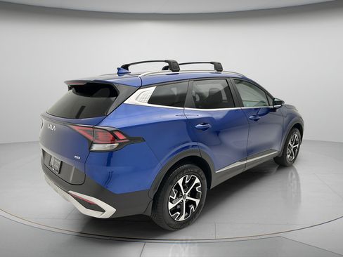 Used 2024 Kia Sportage EX AWD/4WD image 5