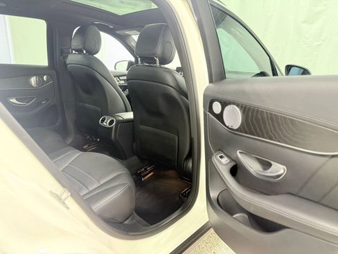 Used 2017 Mercedes-Benz GLC 43 AMG 4MATIC image 34