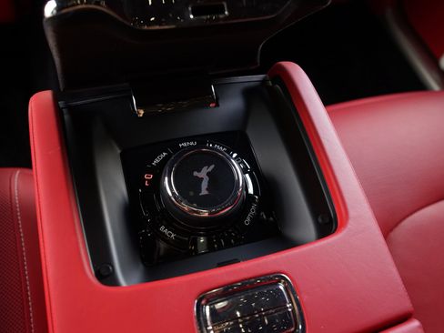 Used 2022 Rolls-Royce Ghost Extended Wheelbase AWD/4WD image 25