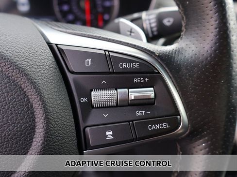 Used 2019 Genesis G70 2.0T Advanced image 3