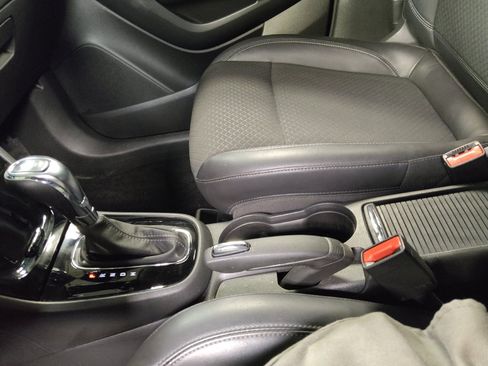 Used 2019 Buick Encore Sport Touring w/ Safety Package FWD image 26