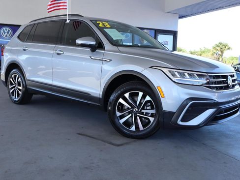 Used 2023 Volkswagen Tiguan S image 3
