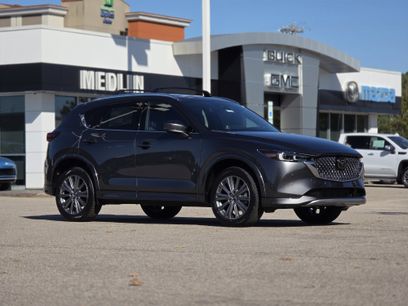 New 2025 MAZDA CX-5 Signature