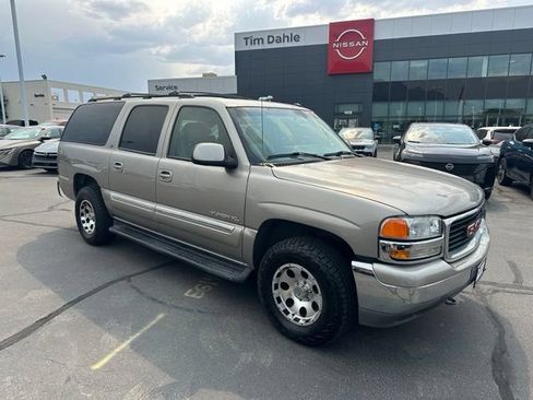 Used 2003 GMC Yukon XL SLT w/ 1SD Preferred Equipment Group AWD/4WD image 1