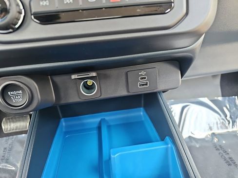 New 2026 Ford Maverick XLT FWD image 24