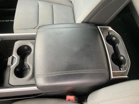 Used 2022 RAM 1500 Big Horn AWD/4WD image 47