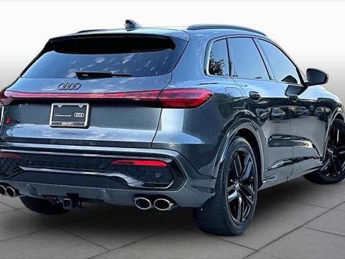 Used 2025 Audi SQ5 Premium Plus w/ Premium Plus Package AWD/4WD image 12