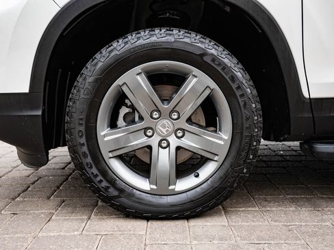 Used 2023 Honda Ridgeline RTL-E image 13