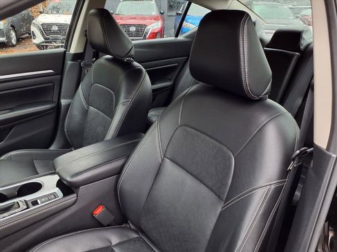 Used 2025 Nissan Altima 2.5 SL image 12