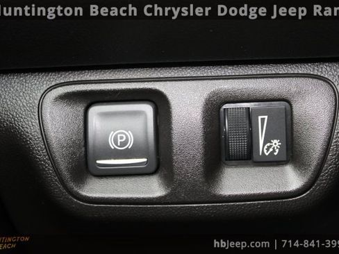 Used 2021 GMC Acadia AT4 w/ LPO, Cargo Package image 21