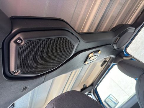 Used 2023 Jeep Wrangler Unlimited w/ Cold Weather Group image 27