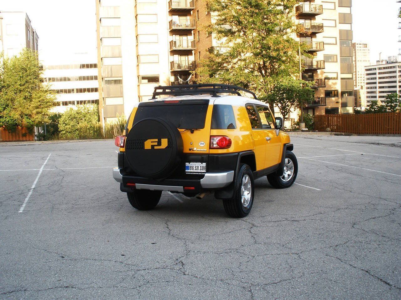 Used 2007 Toyota FJ Cruiser 2WD image 14