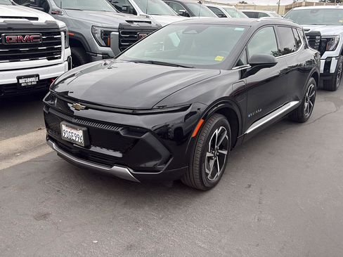 Used 2025 Chevrolet Equinox EV LT w/ Convenience Package image 1