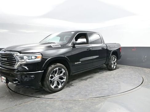 Used 2024 RAM 1500 Limited AWD/4WD image 5