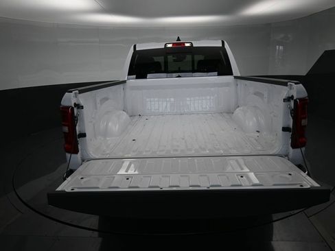 Used 2025 RAM 1500 Laramie image 30