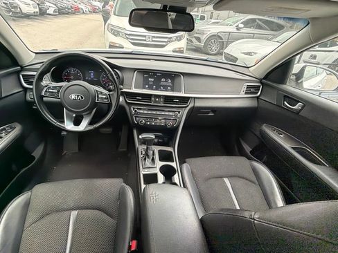 Used 2019 Kia Optima S w/ S Panoramic Sunroof Package FWD image 7
