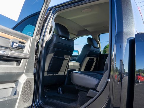 Used 2017 RAM 1500 Laramie w/ Convenience Group AWD/4WD image 27