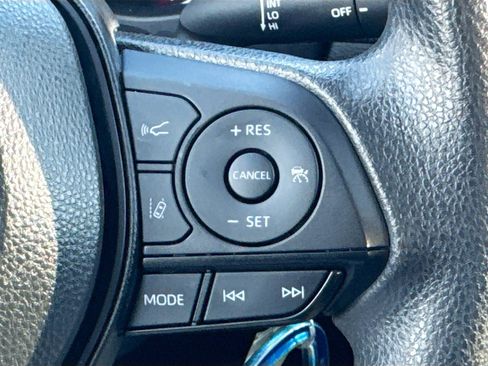 Used 2024 Toyota RAV4 LE image 10