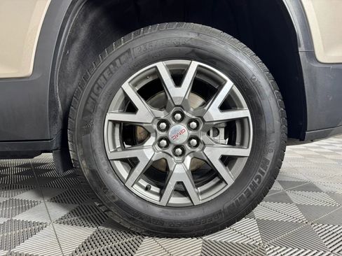 Used 2022 GMC Acadia SLE w/ Driver Convenience Package AWD/4WD image 48