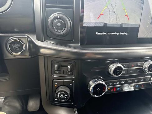 Certified 2025 Ford F150 Lariat image 31