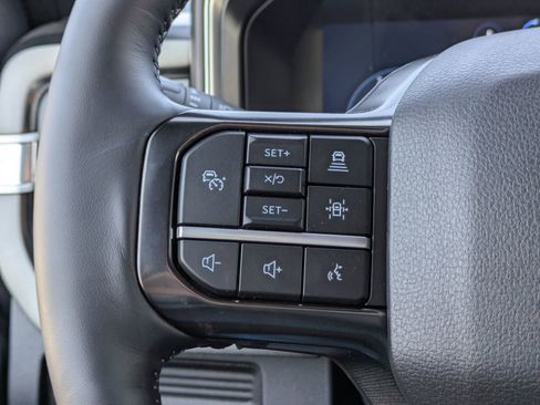 New 2026 Ford F250 Platinum w/ FX4 Off-Road Package AWD/4WD image 29