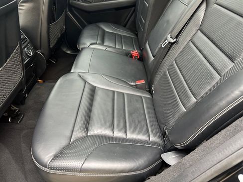 Used 2013 Mercedes-Benz ML 63 AMG 4MATIC image 17