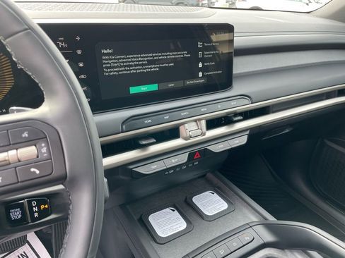 New 2027 Kia Telluride S image 16