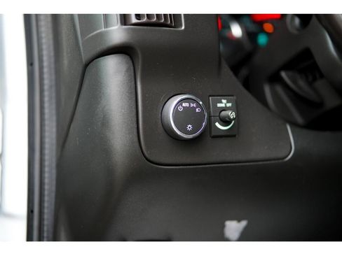 Used 2019 Chevrolet Express 2500 w/ Driver Convenience Package RWD image 27