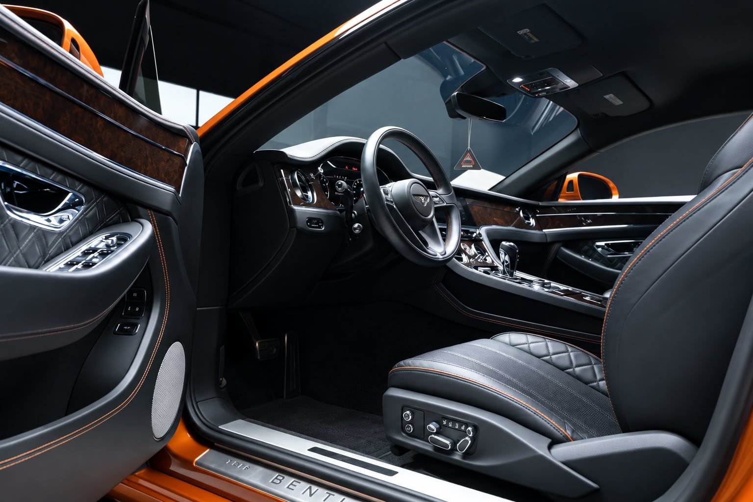 Used 2020 Bentley Continental GT AWD/4WD image 25