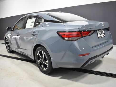New 2025 Nissan Sentra SV image 3