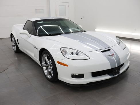 Used 2013 Chevrolet Corvette Grand Sport w/ 4LT Preferred Equipment Group RWD image 45