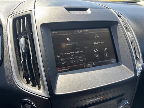 Used 2015 Ford Edge SEL w/ Equipment Group 201A FWD image 19