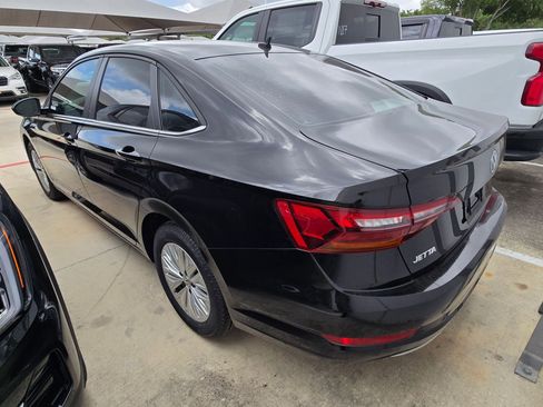 Used 2019 Volkswagen Jetta S FWD image 6