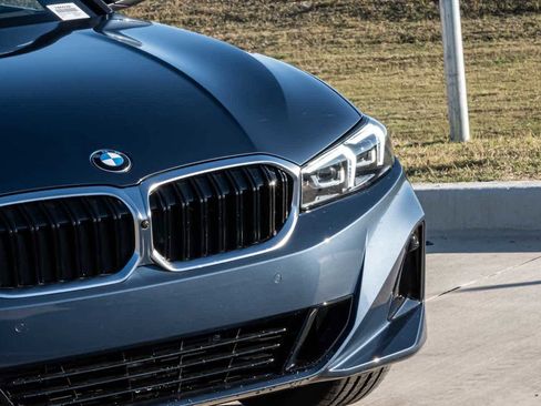 New 2026 BMW 330i Sedan w/ Premium Package image 6