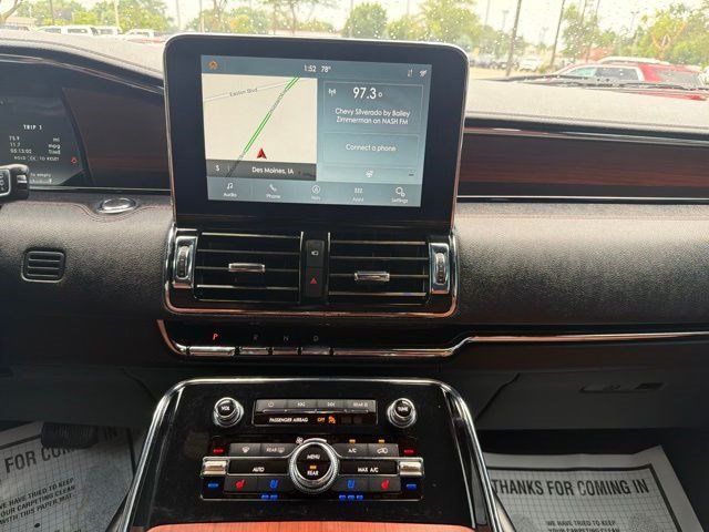 Used 2020 Lincoln Navigator L Reserve w/ Equipment Group 208A Reserve AWD/4WD image 27