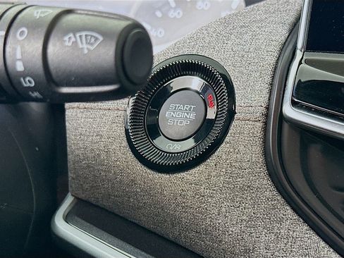 Certified 2024 Jeep Compass Latitude image 22