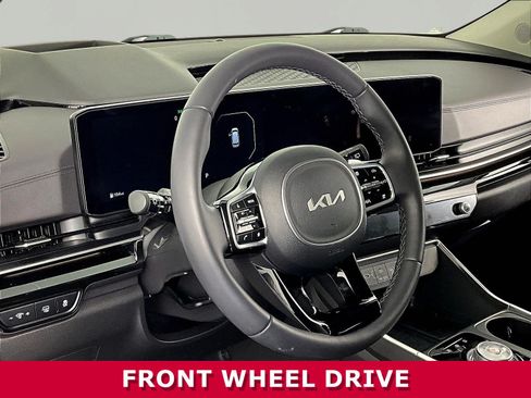 Certified 2025 Kia Carnival SX Prestige FWD image 17