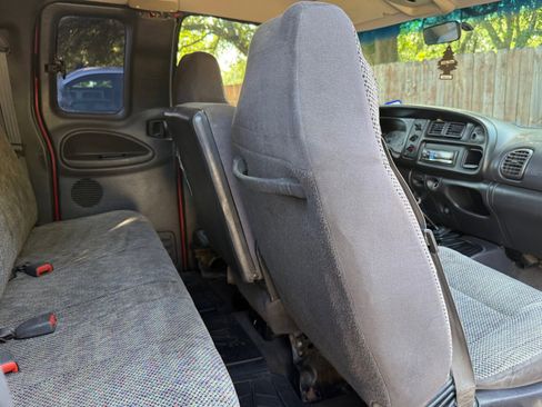 Used 2000 Dodge Ram 3500 Truck 2WD Quad Cab image 38