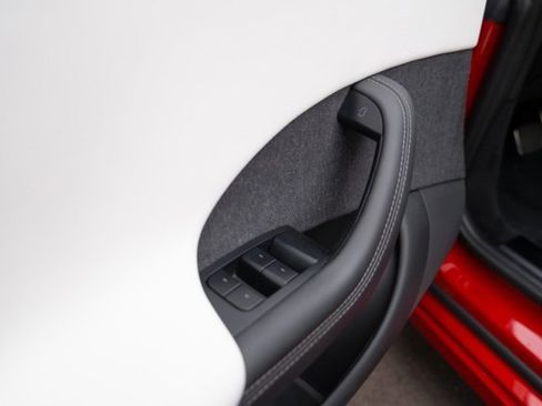 Used 2021 Tesla Model S Plaid image 41