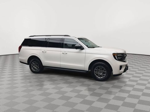 Used 2025 Ford Expedition Max Active AWD/4WD image 42