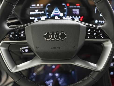 New 2025 Audi Q5 Premium Plus image 15