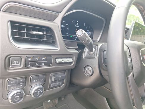 Used 2023 GMC Yukon AT4 w/ AT4 Premium Plus Package AWD/4WD image 20