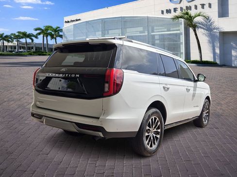 Used 2025 Ford Expedition Platinum AWD/4WD image 7