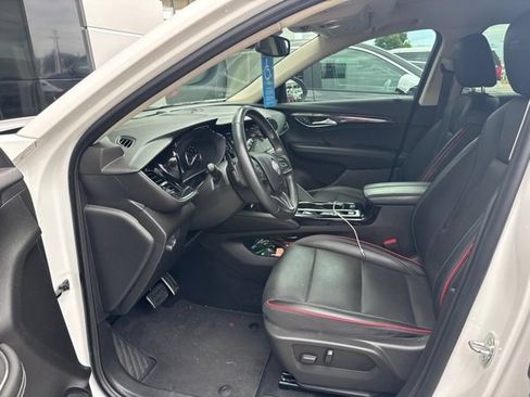 Used 2022 Buick Envision Essence w/ Sport Touring Package FWD image 5