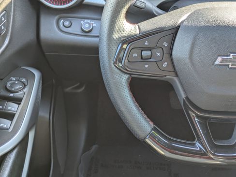 Used 2024 Chevrolet Trax RS w/ Driver Confidence Package image 33